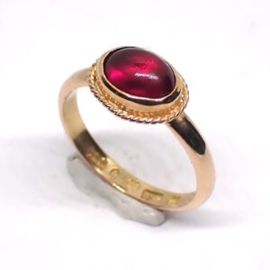 Rubinring 18K guld
