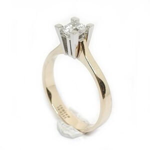 (1 stk.) CO₂ fri ②.Hand+: Kraftig Solitaire ring i meget god stand som ny. Tilbudspris