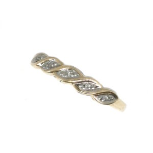 Alliancering 18 karat med 5 diamanter 0.015ct.